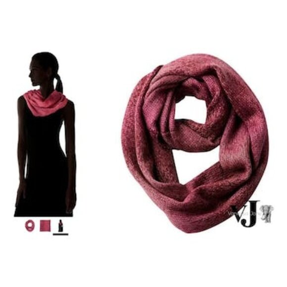 Columbia Women's Rocky Range Scarf, Chianti, One Size - Picture 1 of 3